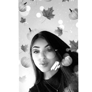 Meet your Posher, Natalie